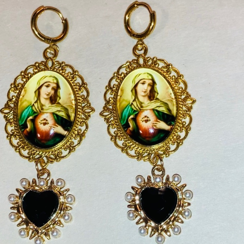 New St Mary Earrings